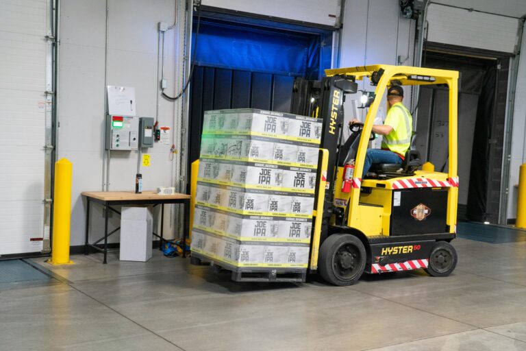 What to Know About Excess Stock Removal Services During Seasonal Transitions